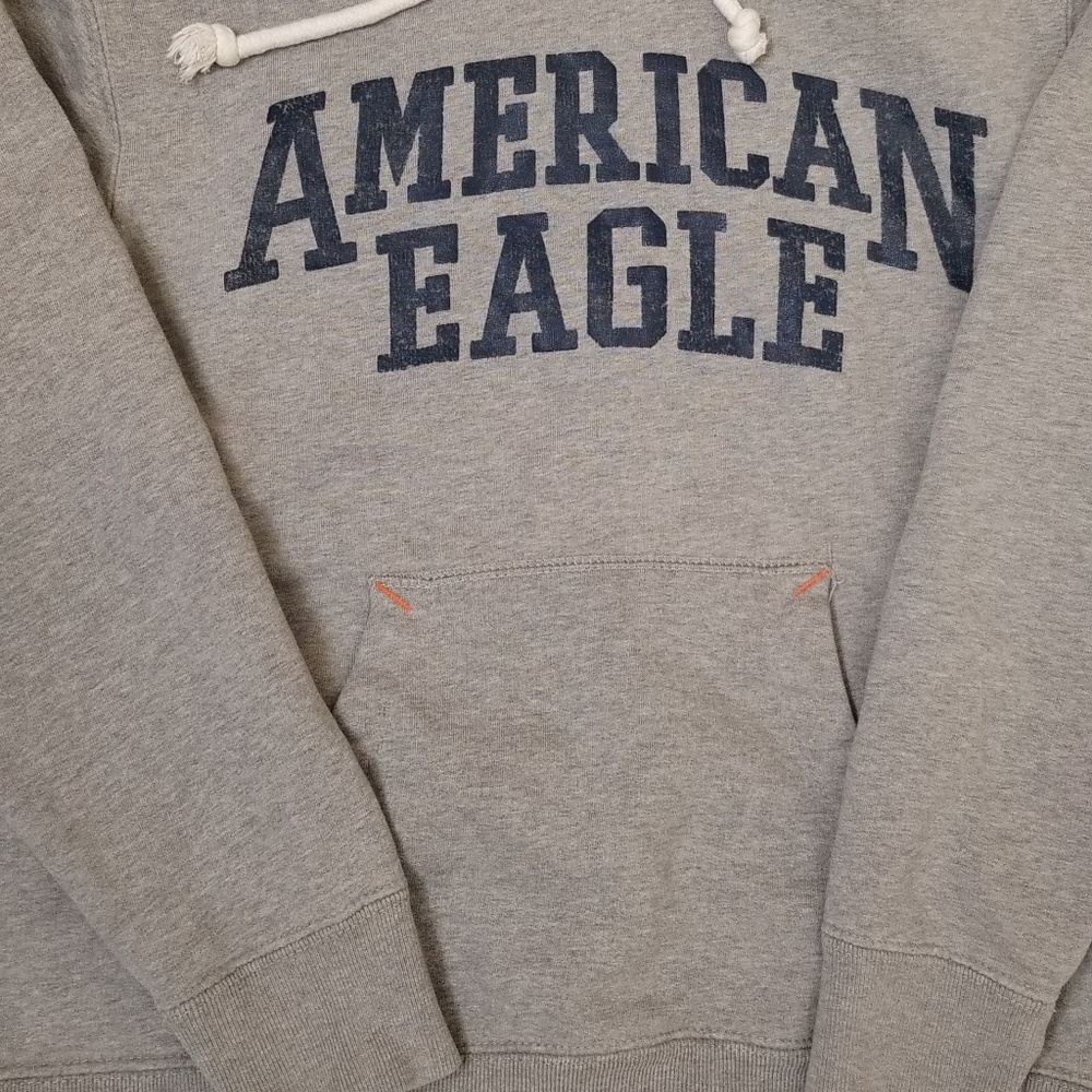Size small American eagle hoodie